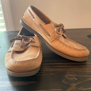 Sperry boat shoes